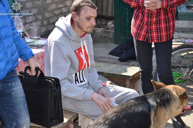 Держали на цепи и били: на Луганщине мужчин освободили из рабства