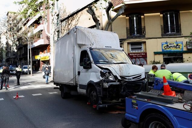  В Испании 3,5-тонный грузовик влетел в толпу