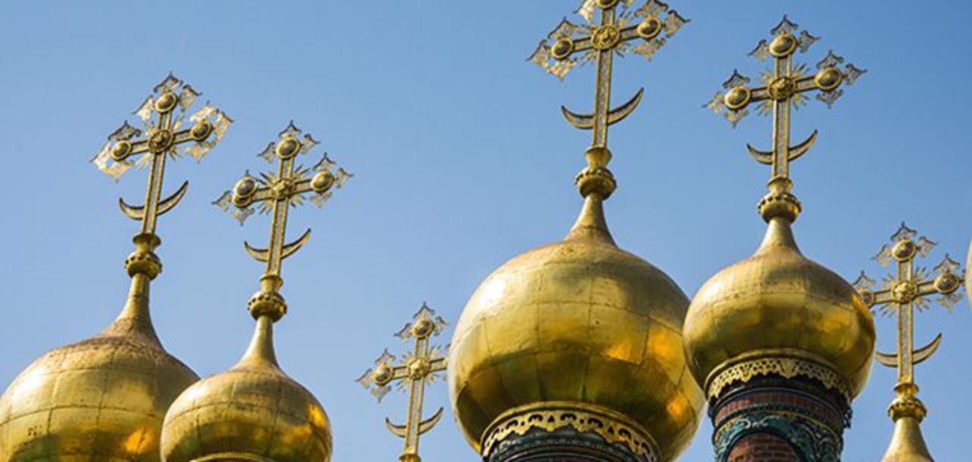 'У бога цілиться': озброєний священик РПЦ розлютив мережу