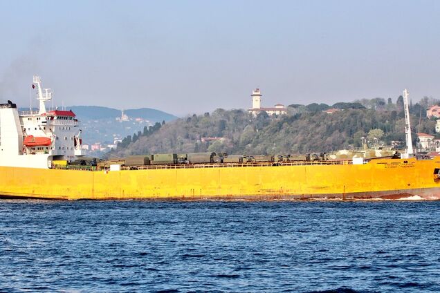 Росія приступила до масштабного перекидання військової техніки до Сирії