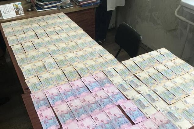 $2500 за инвалидность: в Киеве задержали врачей-вымогателей