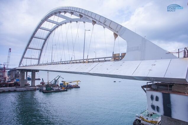 Оккупанты приготовились к запуску Керченского моста