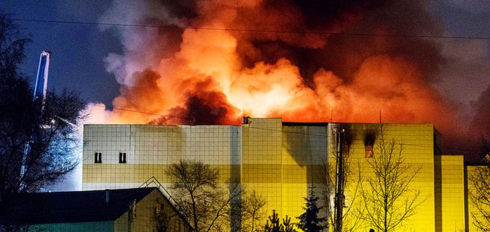 Пожар в Кемерово: ТЦ сконструировали как 'задуманную ловушку'