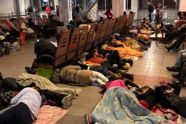 'Огромные отряды': журналист раскрыл схему беспредела ромов в Киеве