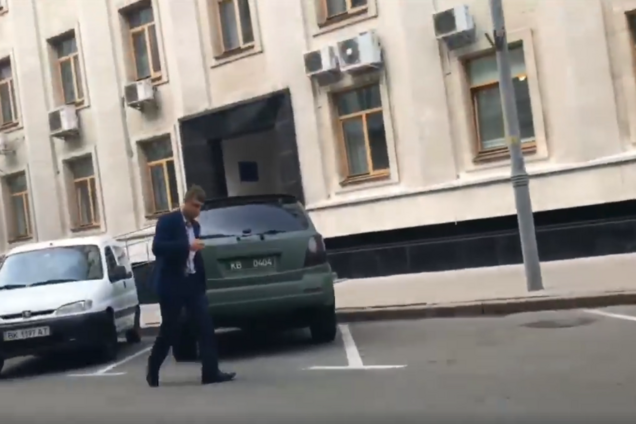 'Прячет на Банковой': козака Гаврилюка засекли на автомобиле для АТОшников