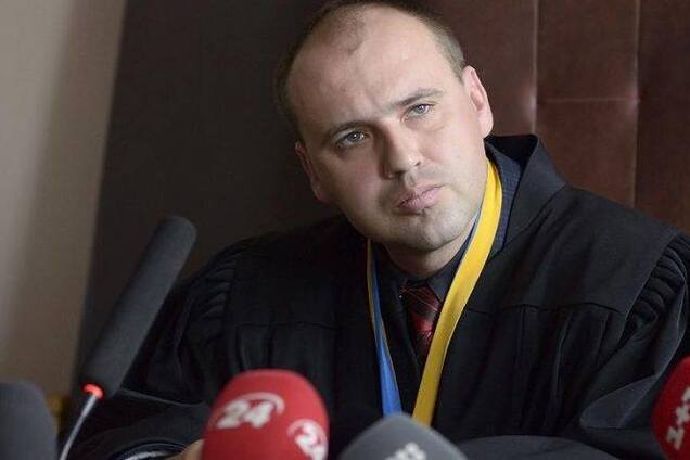 Испытание Бобровником: что известно об одиозном судье