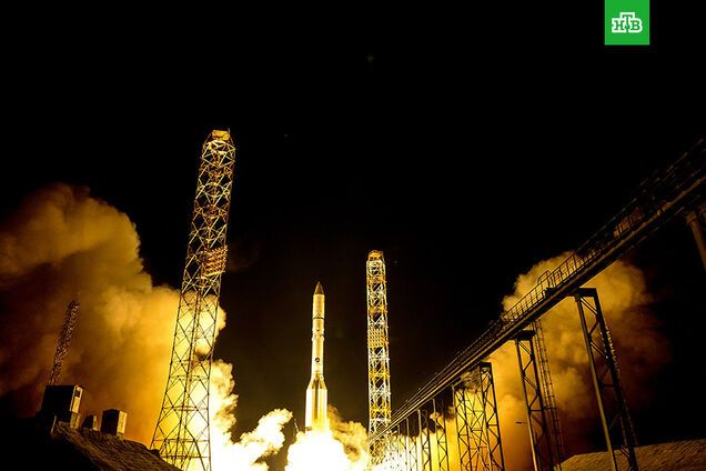 Россия и США друг за другом запустили ракеты