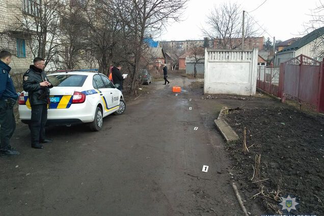 На Вінниччині горе-мати викинула немовля на смітник