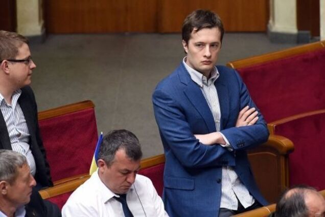 Скромные доходы: сын Порошенко обнародовал декларацию за 2017 год