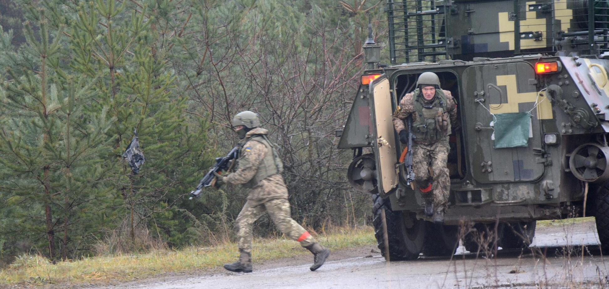 'Вистежували командирів': волонтер розповів про небезпеку перемир'я на Донбасі
