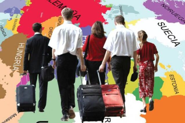 Украинцам трудно адаптироваться за границей: психолог назвала причины