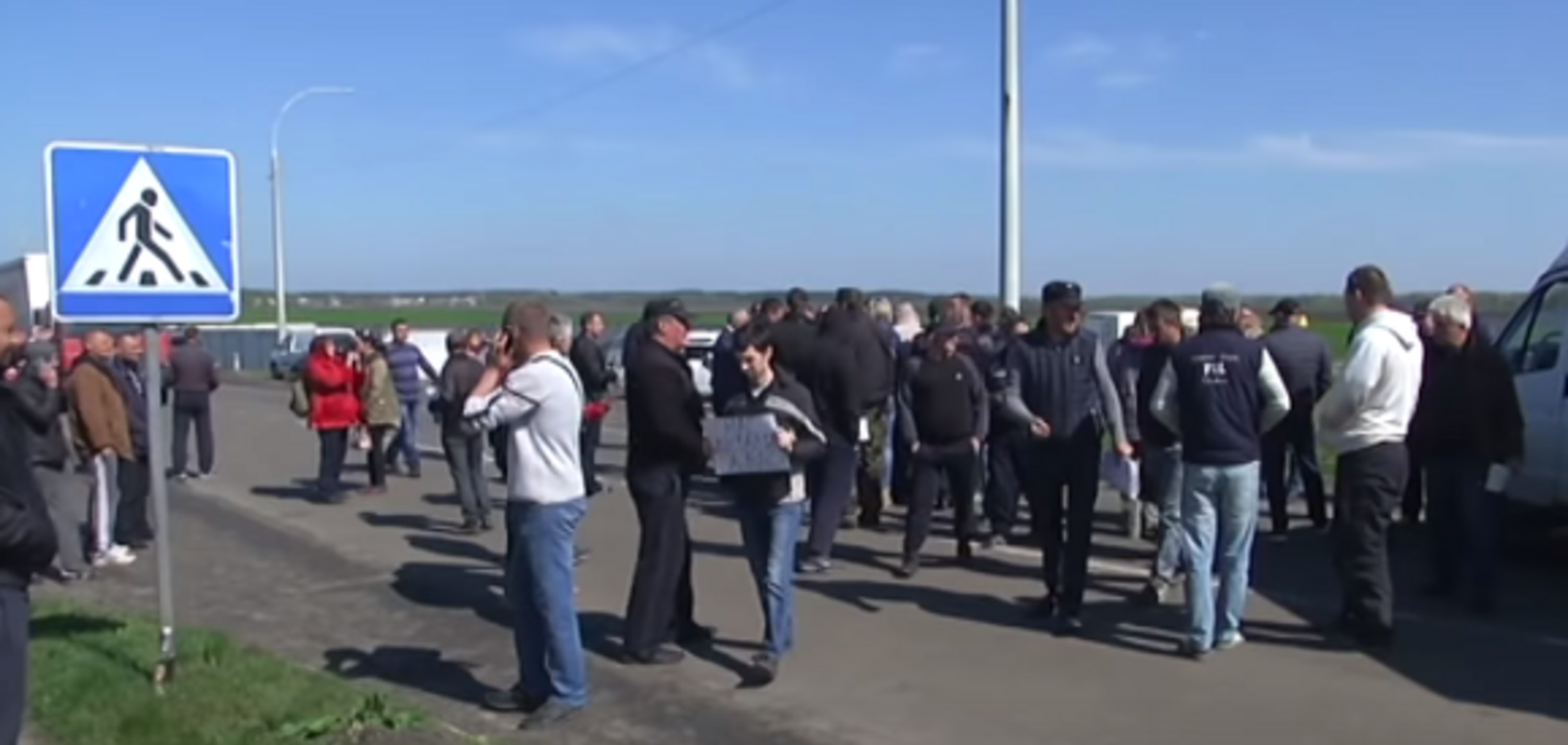 Терпение лопнуло: в Украине начали бунтовать из-за ужасных дорог