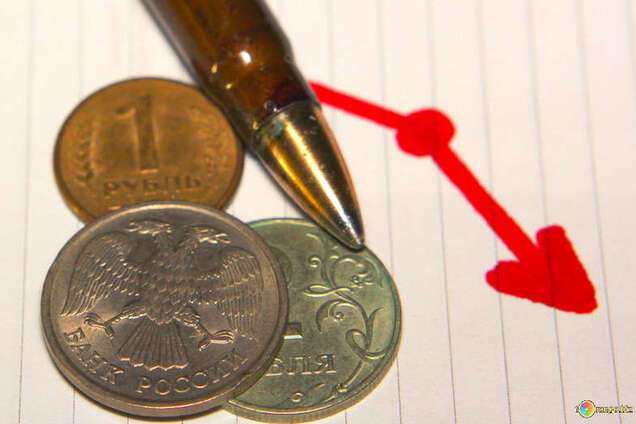 США отсрочили новые санкции против России: рассекречены причины