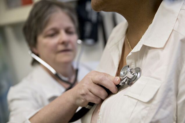 В Украине ввели тарифы на медицину: 'красные списки' и нехватка денег