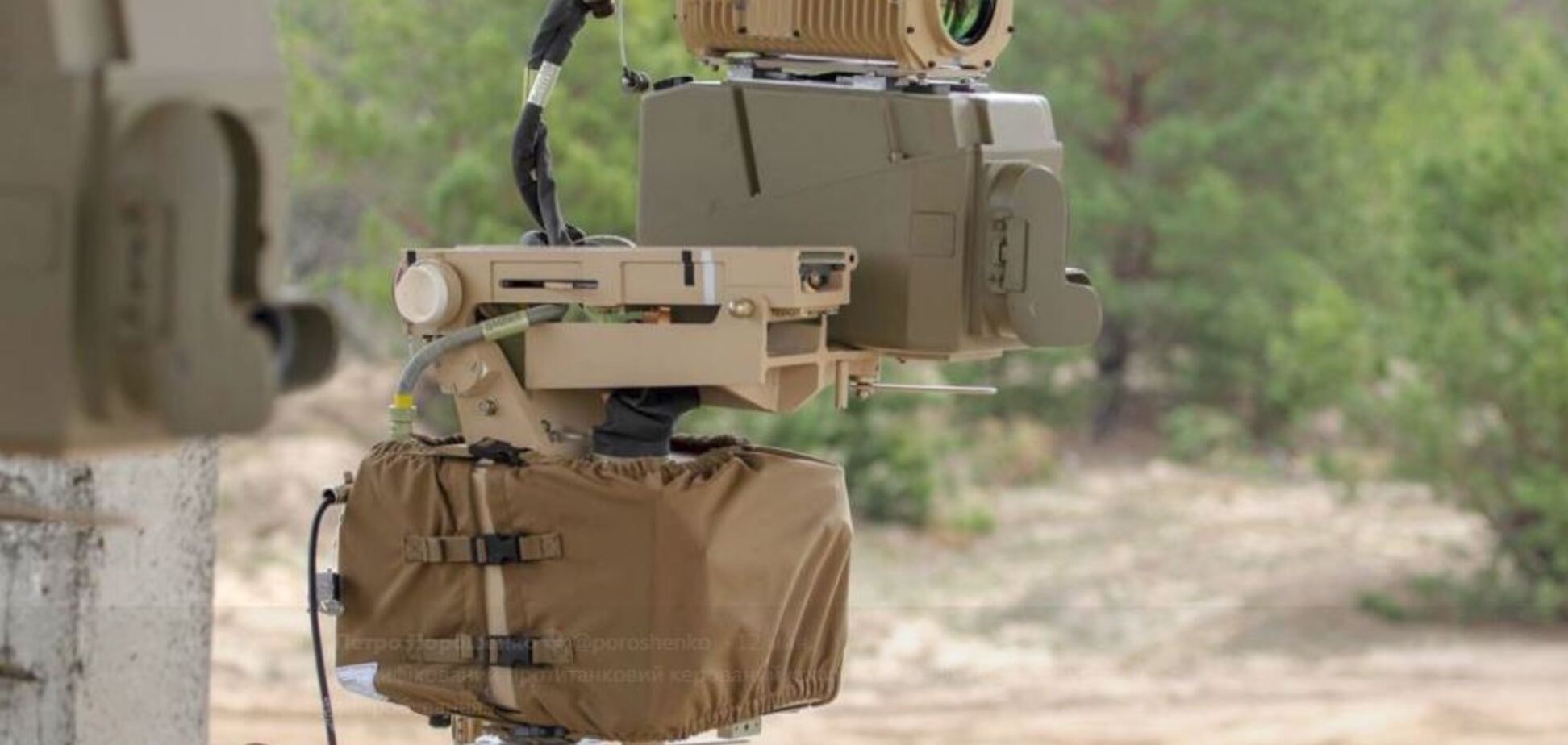 'Уникальная разработка': Порошенко похвастался новым оружием