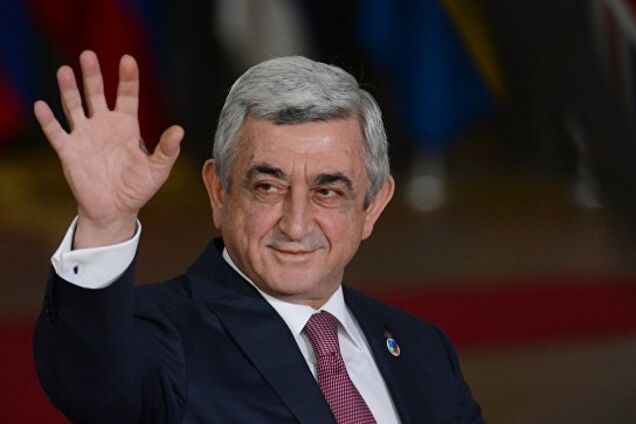 Протести спрацювали: прем'єр Вірменії подав у відставку