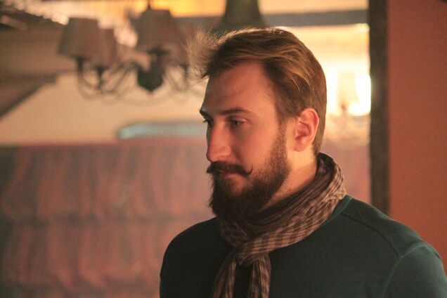 Фаната 'ДНР' засекли в еще одной рекламе на украинском ТВ