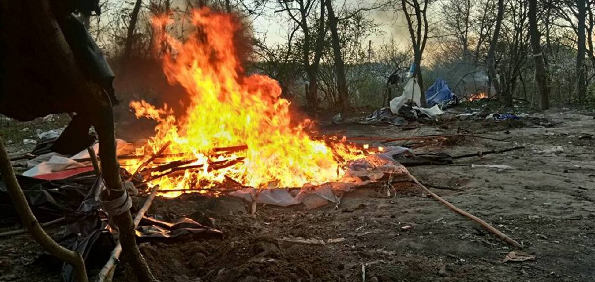 'Уезжайте из Киева!' Появились новые детали в скандале с ромами