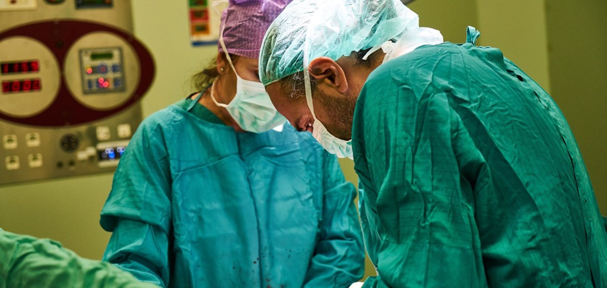 Ошибочка вышла: врач прооперировал пациенту ногу вместо головы
