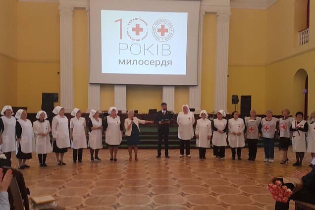 Фонд Мунтяна поздравил Красный Крест со 100-летием