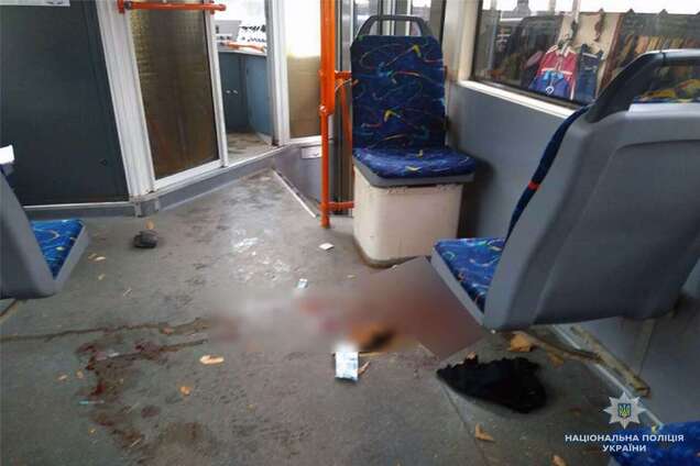 Отрезали часть ноги: появились новые детали о ЧП в трамвае Киева