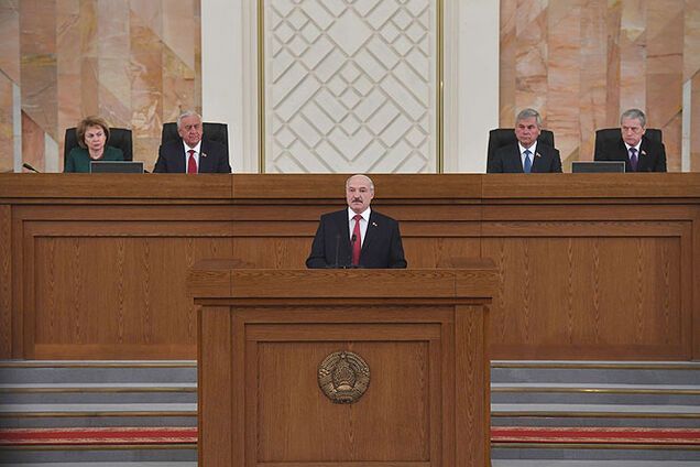 Лукашенко назвав Путіна півнем: відео набирає популярність