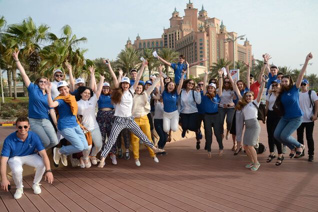 'Мама, я в Дубае!' Лучшие студенты Украины посетили город будущего