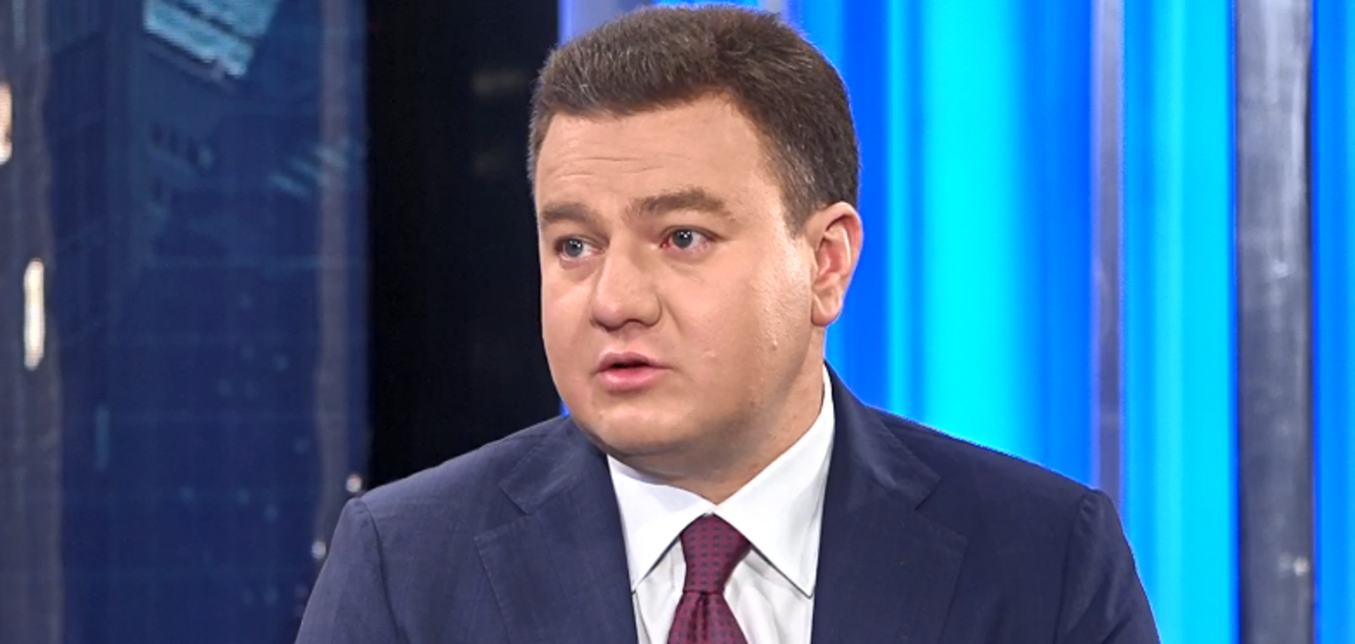 Нардеп Виктор Бондарь назвал причины трудовой миграции в Украине