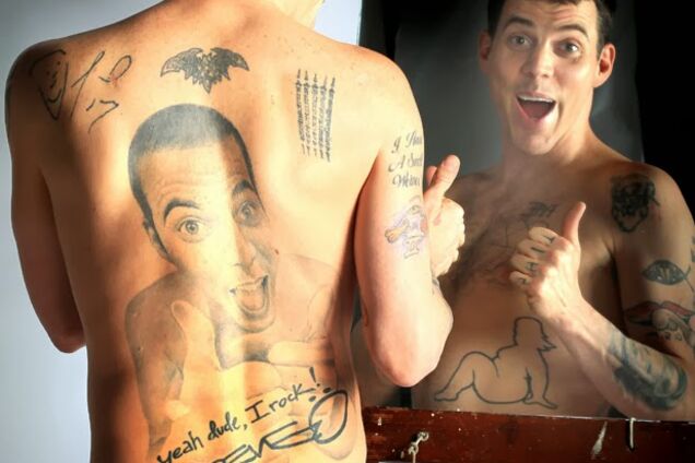 Не делай так: 10 самых странных тату знаменитостей