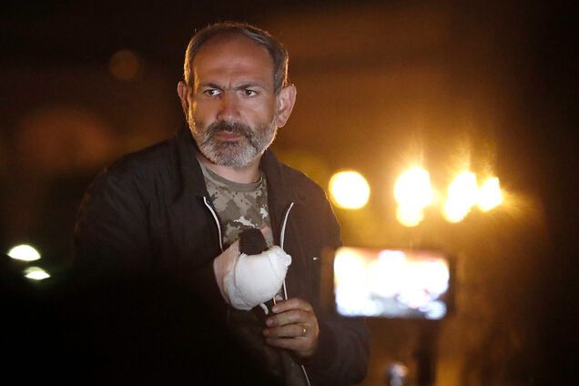 Стремление в объятия Путина, или Проверка на вшивость