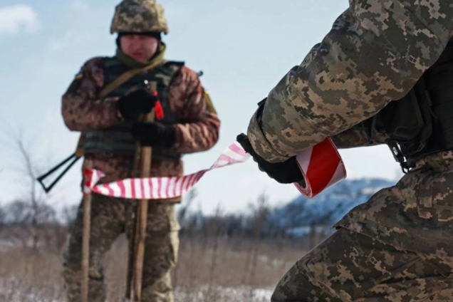 На Донбасі вводять особливий порядок