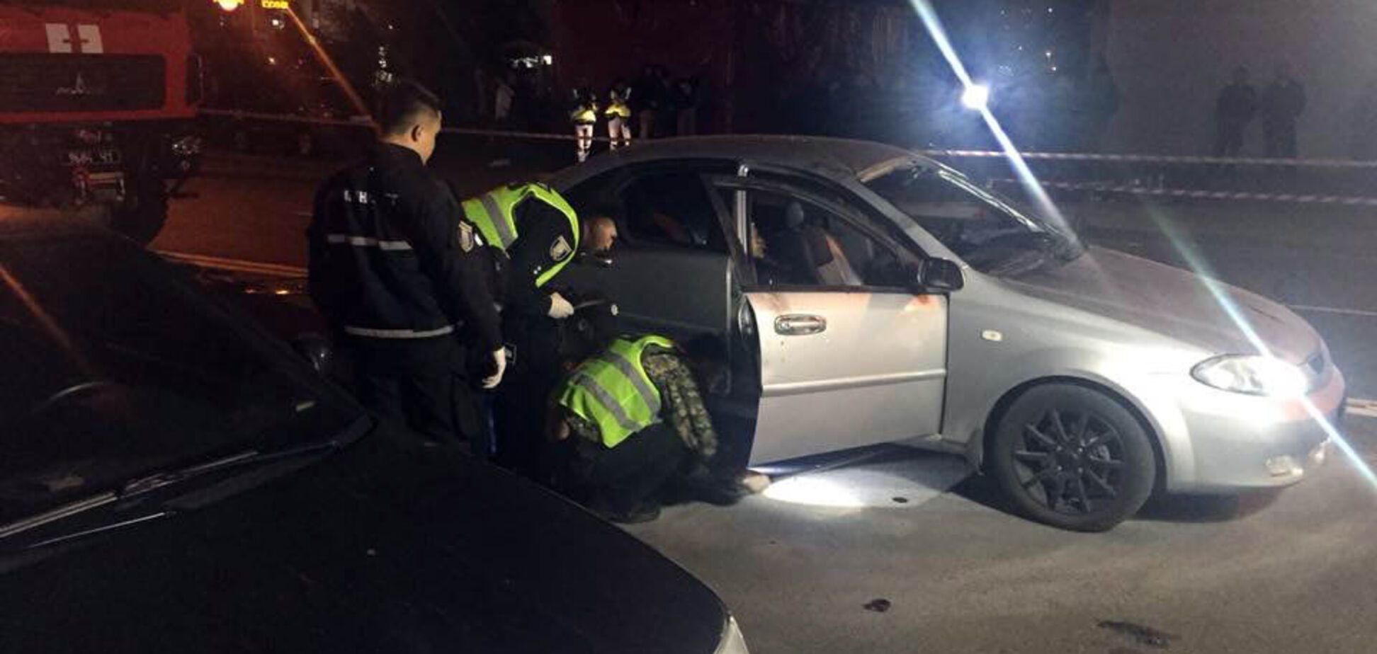 Взрыв авто в Киеве: полиция назвала две версии ЧП