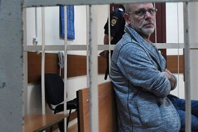 За ним пришли: он не интересовался, почему оттяпали Крым