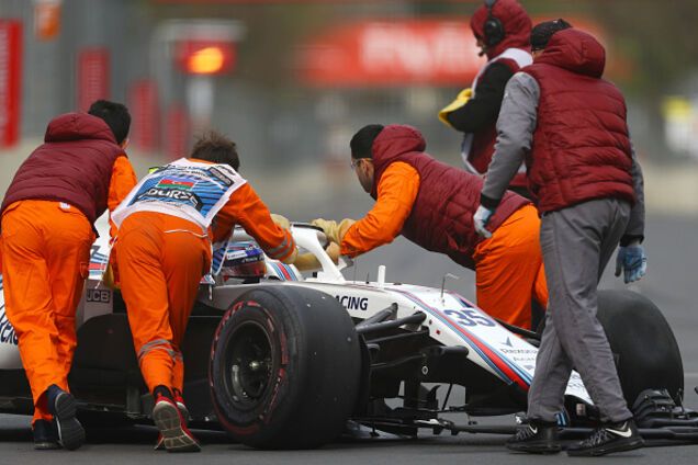 Русский пилот Формулы-1 отметился идиотизмом на Гран-при Азербайджана