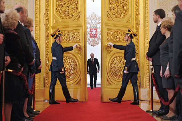 Неконституционно: Слава Рабинович сказал, как сместят Путина