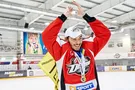 "Выхожу с флагом Украины": чемпион мира ввел патриотичную традицию в "Донбассе"