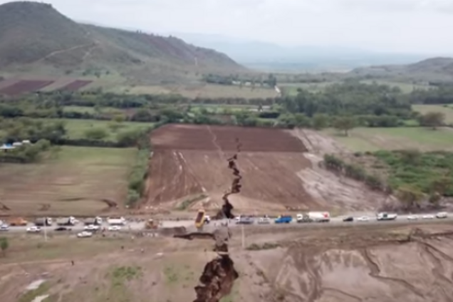 Трещина в Африке