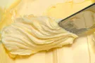Запрещено употреблять: в Киеве в детских садах нашли опасные продукты