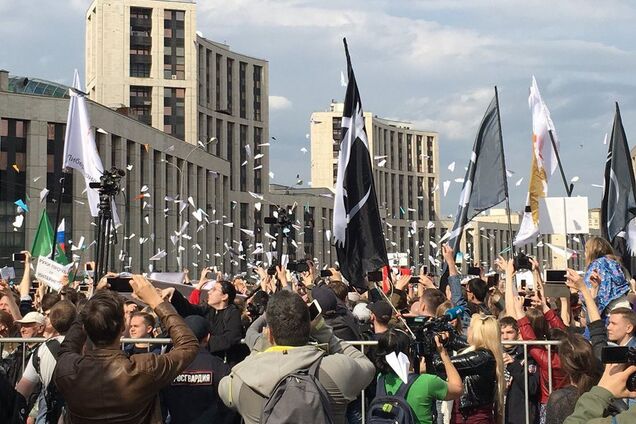 'Украинский рэпер' отличился на митинге в Москве