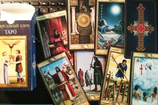 Гороскоп на 30 апреля - 6 мая по картам Таро