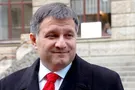 "Он звонит, это забавно": Аваков признался в связи с Коломойским