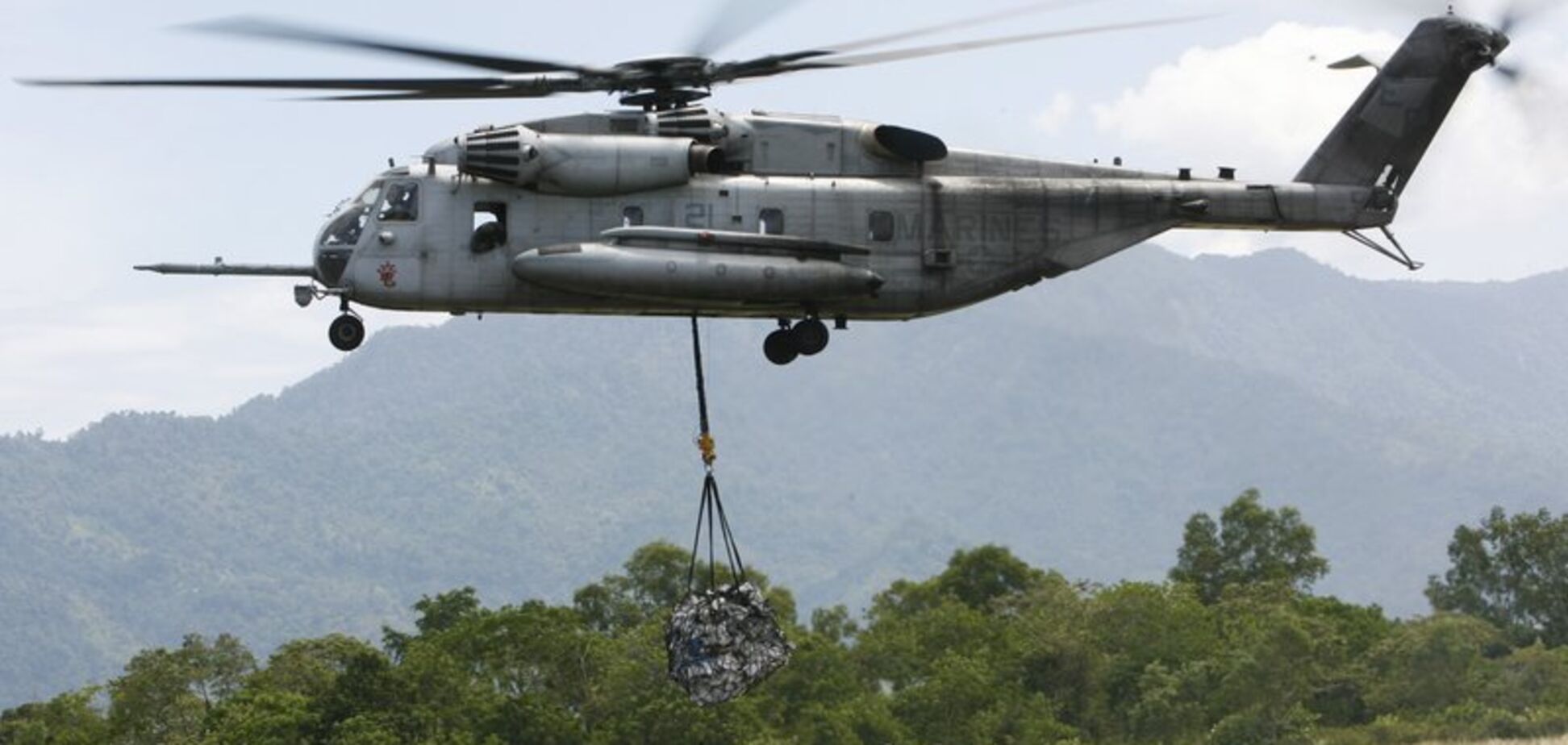 В США разбился крупнейший военный вертолет