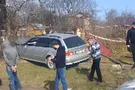 Погоня и драка: наглое нападение на полицейских в Черновцах попало на видео
