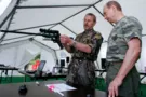 Путин магазин оружия
