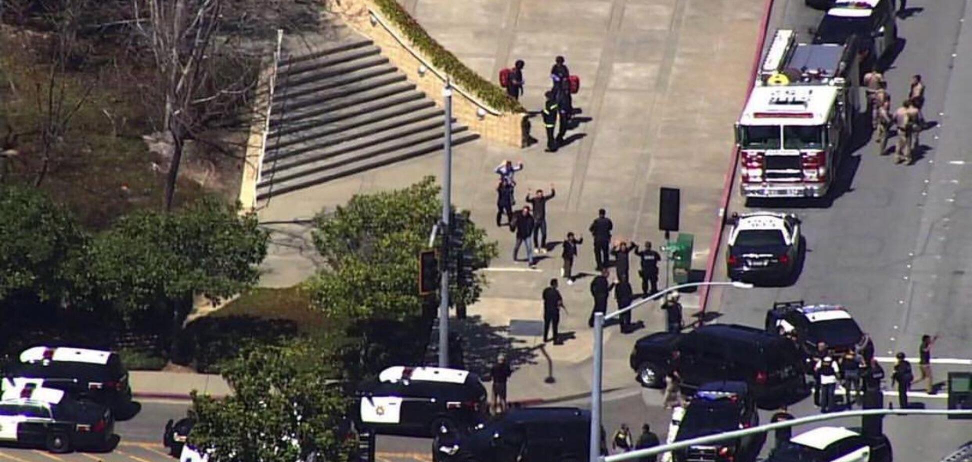 'Это страшно, это смерть': очевидцы рассказали о нападении на штаб-квартиру YouTube