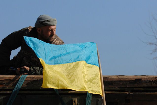 Поле бою: у мережі показали знакове фото Донецька з висоти пташиного польоту