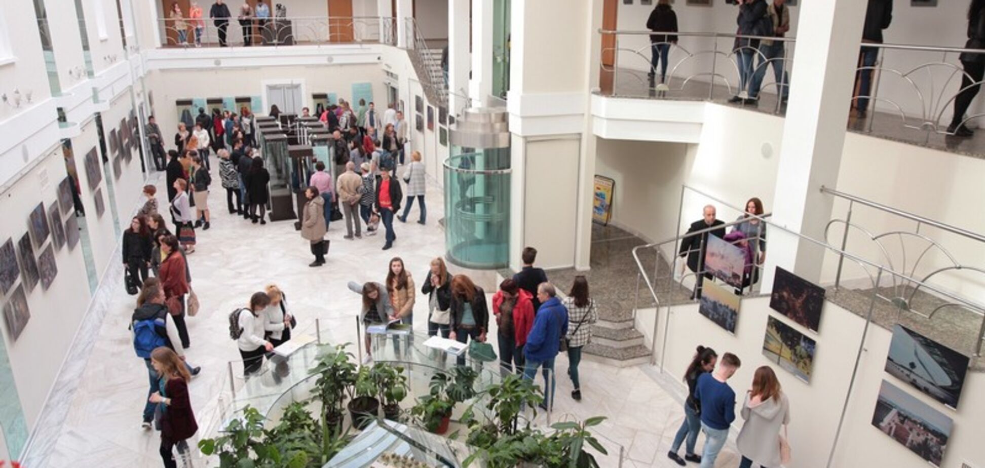 Галерея 'АВЭК'