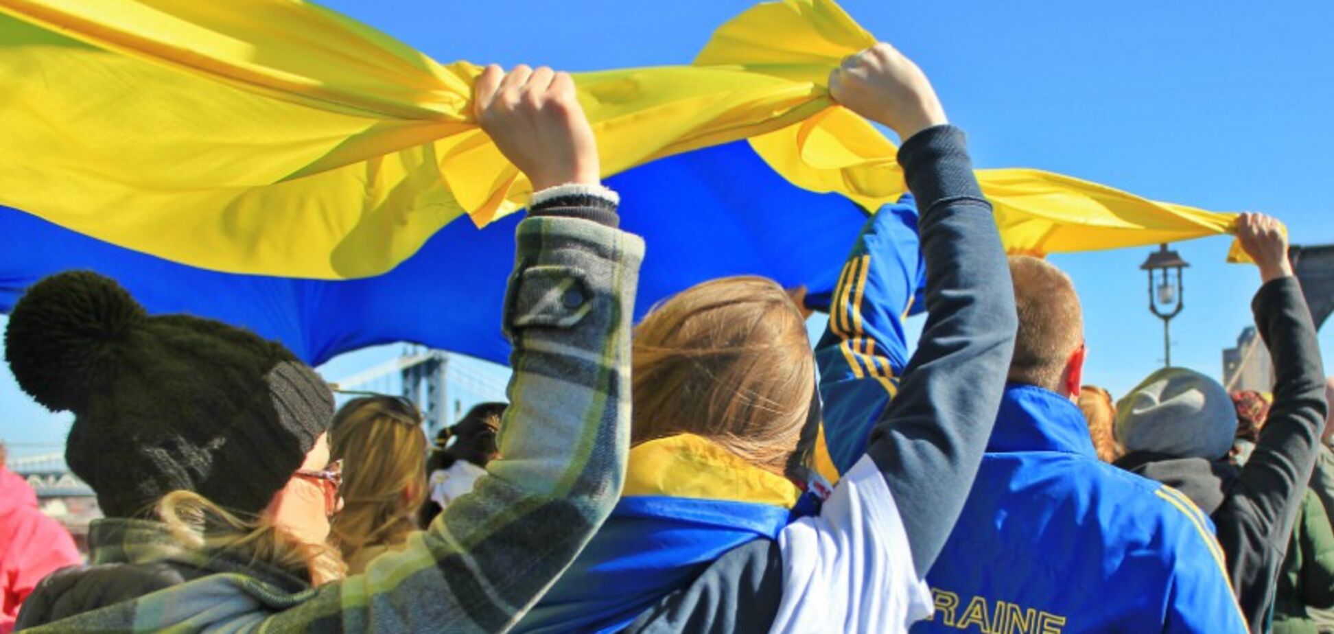 РосСМИ забили тревогу из-за ущемления русскоязычных в Украине