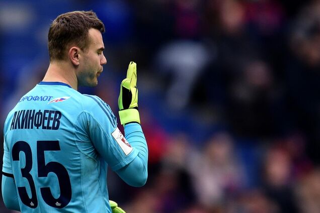 'Лучше, чем сифилис': вратаря сборной России выставили на посмешище в РФ