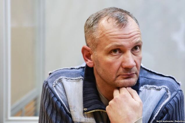 По кому дзвін бубенчиків?